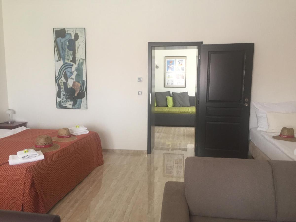 Apartman Za Radnici ヴァルチツェ エクステリア 写真