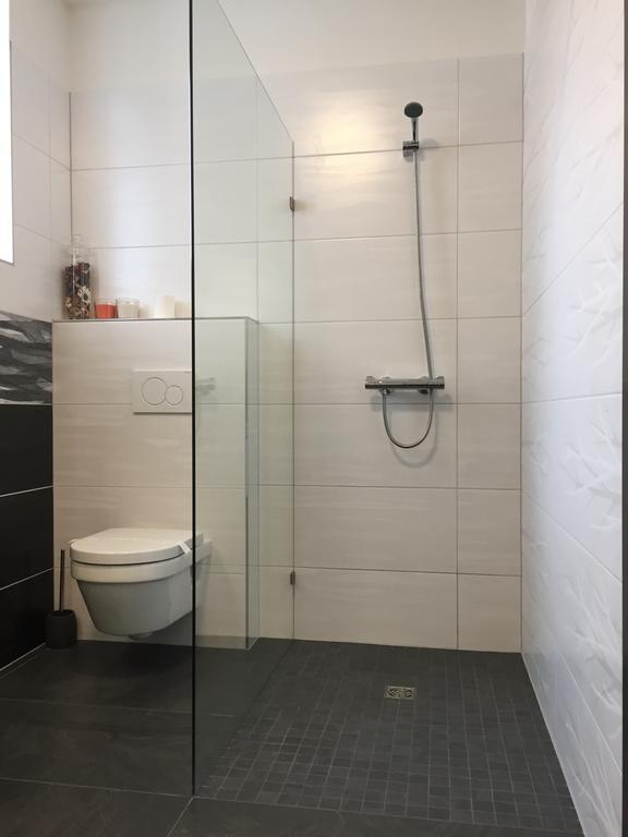 Apartman Za Radnici ヴァルチツェ エクステリア 写真