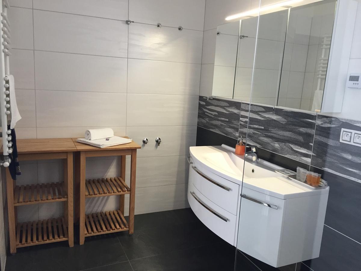 Apartman Za Radnici ヴァルチツェ エクステリア 写真